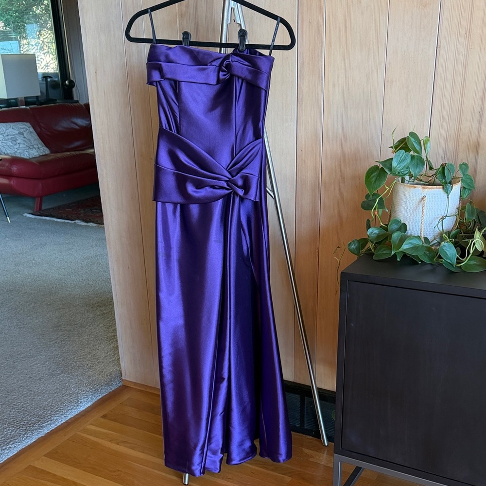Jessica McClintock Strapless Satin Dress in Deep Purple Sz2 Prom Wedding Gala